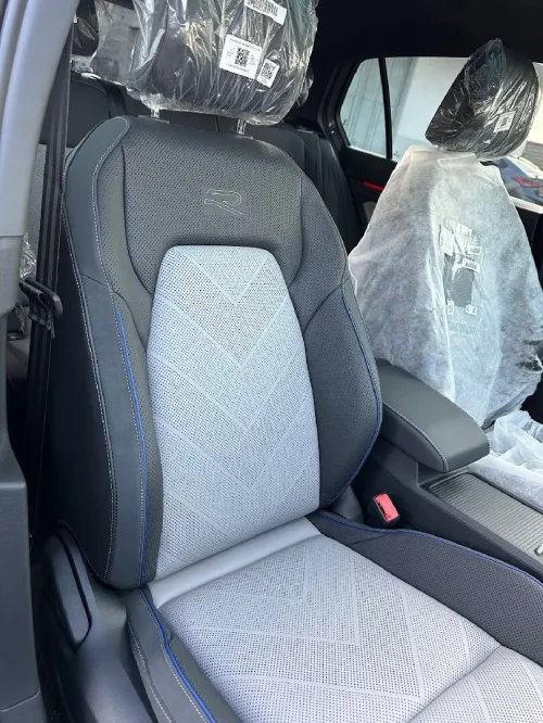 Volkswagen Golf 8 2025 R-Line