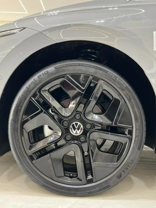 Volkswagen Golf 8 2025 R LINE 8.5 FULL SONO DATA SHOW SIEGE VENTILLE