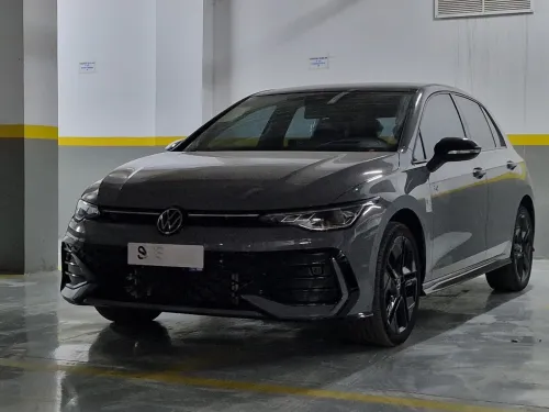 Volkswagen Golf 8 2025 R Black Edition 