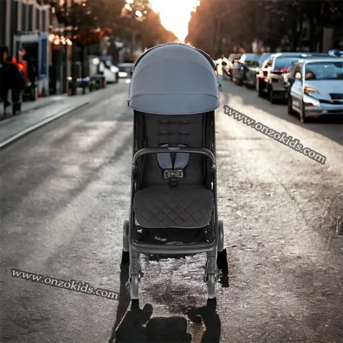 Poussette de voyage légère avec pliage rapide | myavo