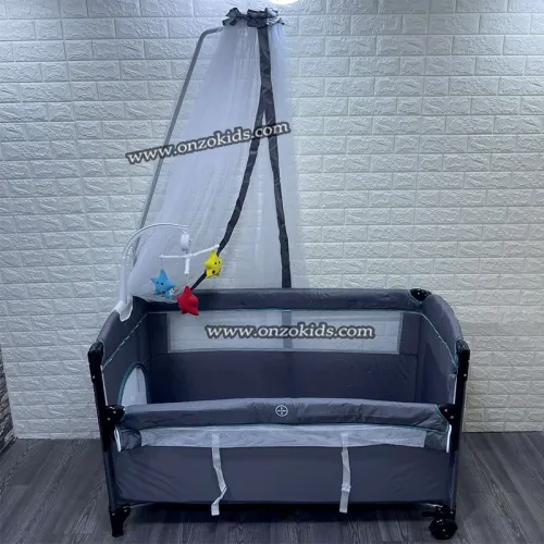 Lit parc cododo avec jouet et balançoire pour bébé bébé love