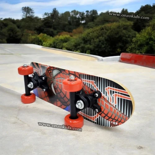 Skateboard, Planche a roulettes en bois pour enfant