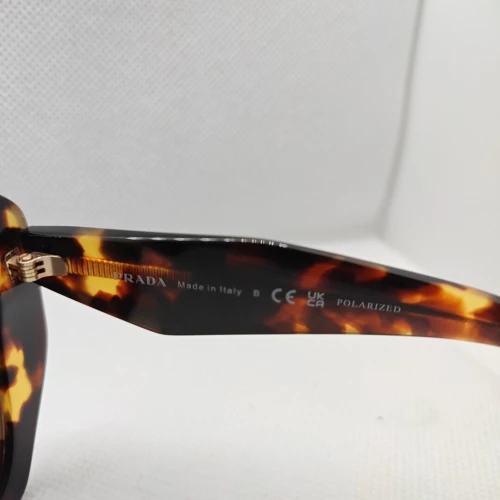 PRADA SYMBOLE