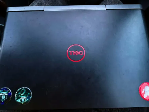 DELL INSPIRON 7577 / I5-7300HQ / GTX 1050