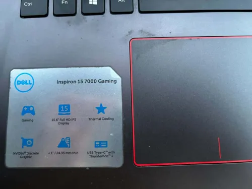 DELL INSPIRON 7577 / I5-7300HQ / GTX 1050