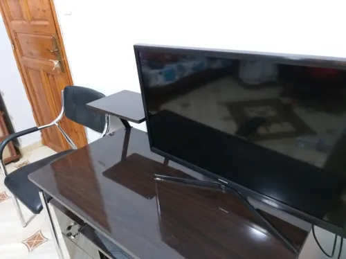 Pc table.. طاولة كومبيوتر
