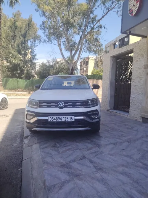 Volkswagen T-Cross 2025 Beats