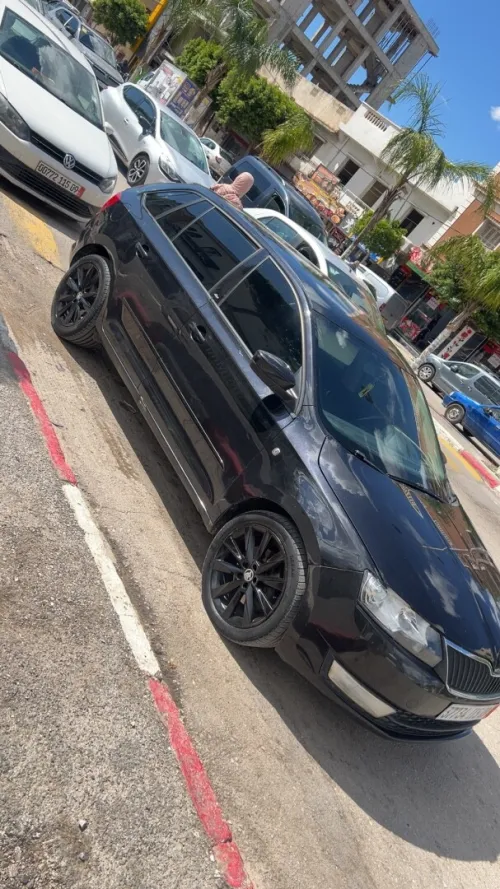 Skoda Rapid 2015 Edition