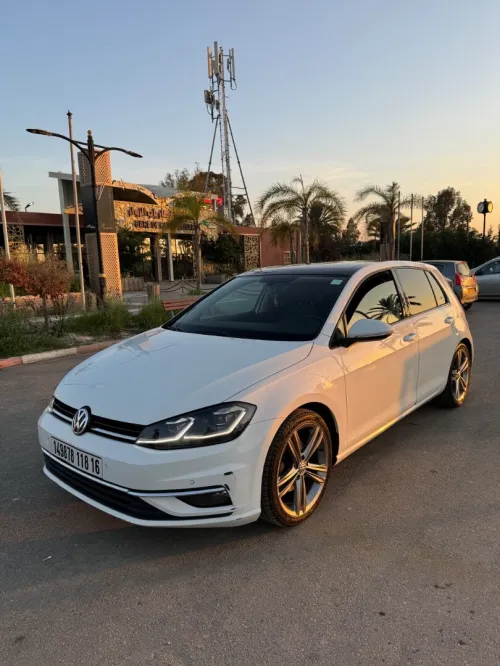 Volkswagen Golf 7 2018 Carat