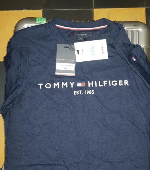 tshirt tommy original