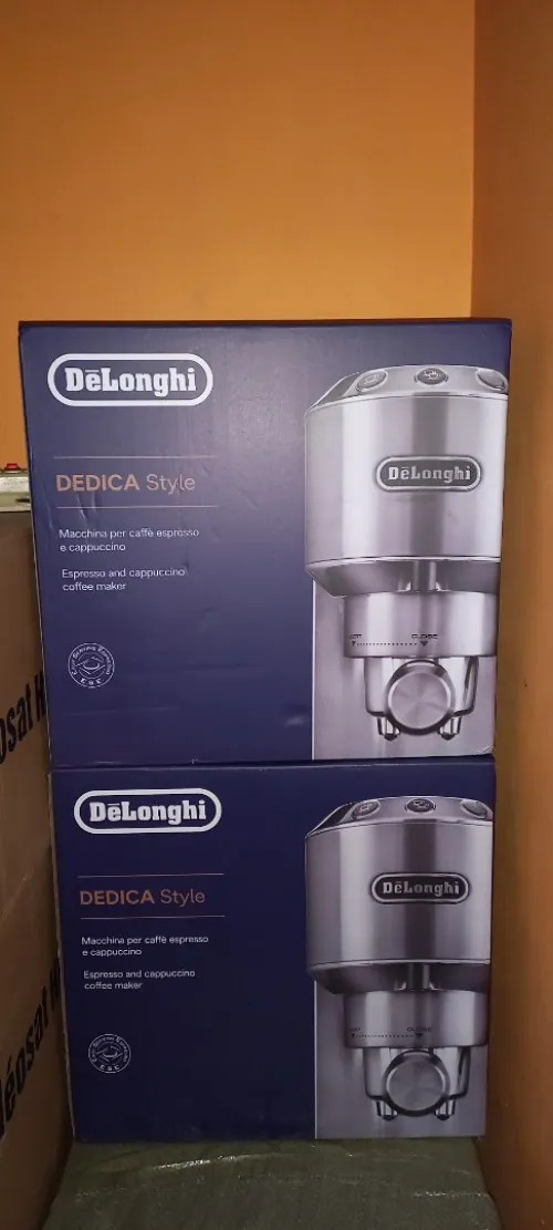 CAFETIÈRE DÉLONGHI DÉDICA EC685 