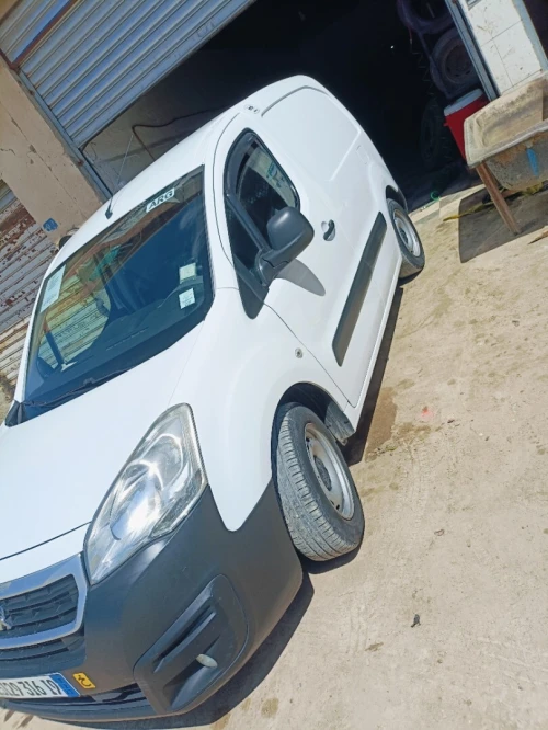 بيجو Partner 2016 B9