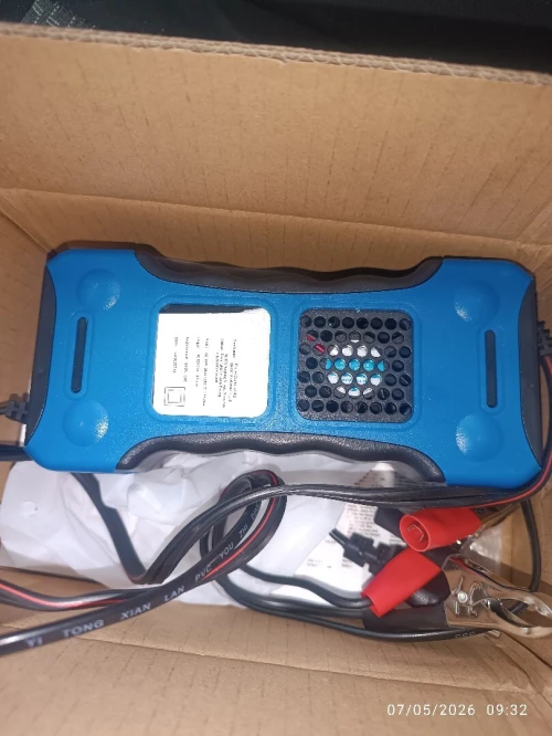 Chargeur de batterie 12 volts et 24 volts
