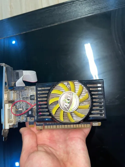 Carte graphique GT210 AXLE