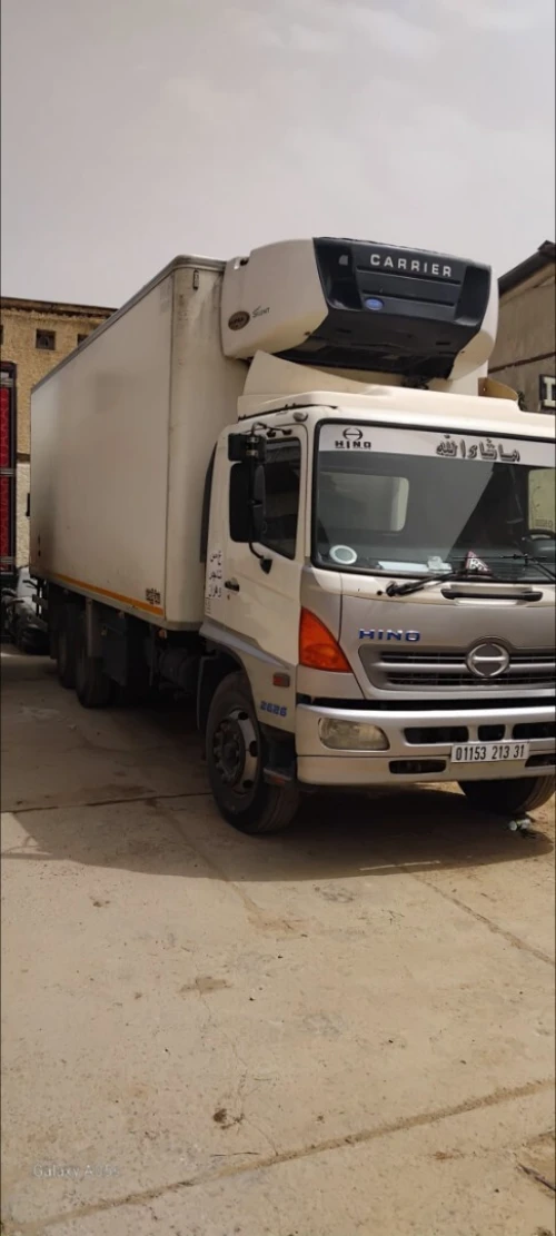 Camion Frigo Hino 2626 6x4 2013