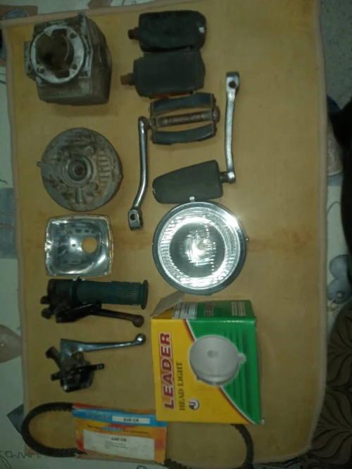 Pièces motobecane AV 89