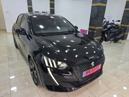 Peugeot 208 2025 GT