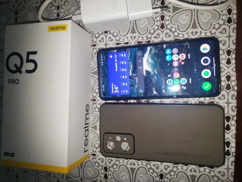 Realme q5 pro
