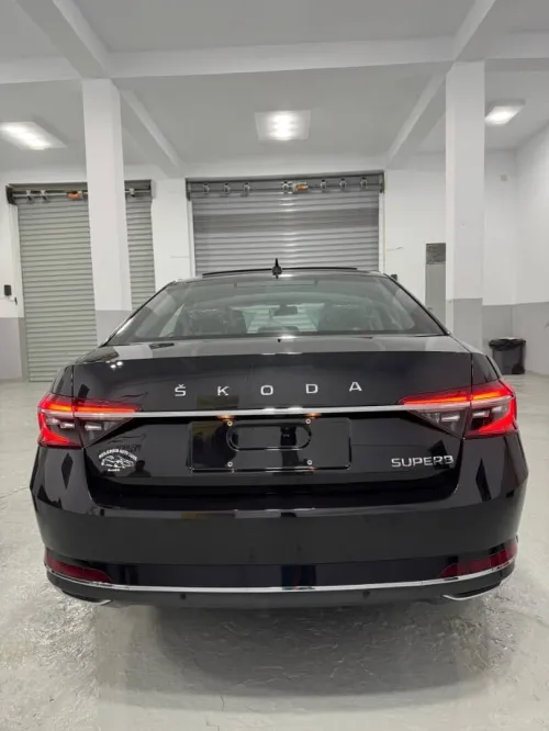 Skoda Superb 2026 Pro