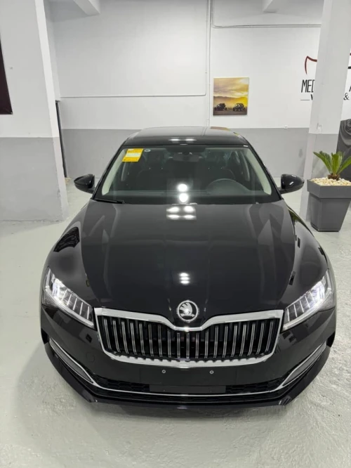 Skoda Superb 2026 Pro