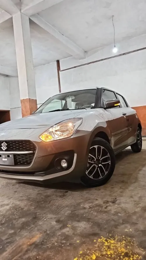 Suzuki Swift 2025 GLX