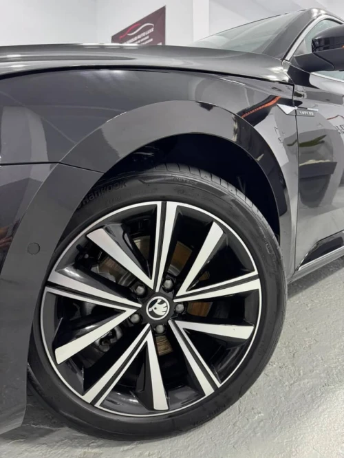 Skoda Superb 2026 Pro