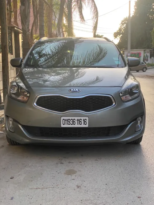 Kia Carens 2016 Premium