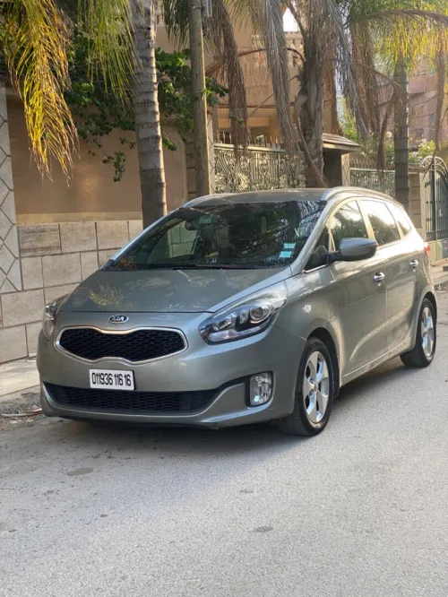 Kia Carens 2016 Luxe