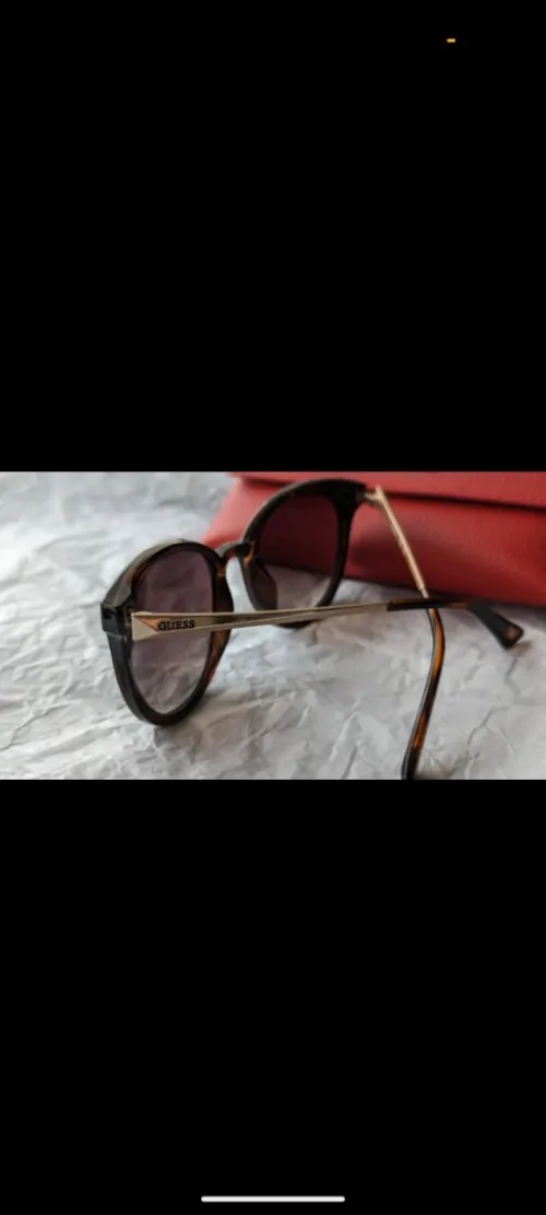 Guess neuves 