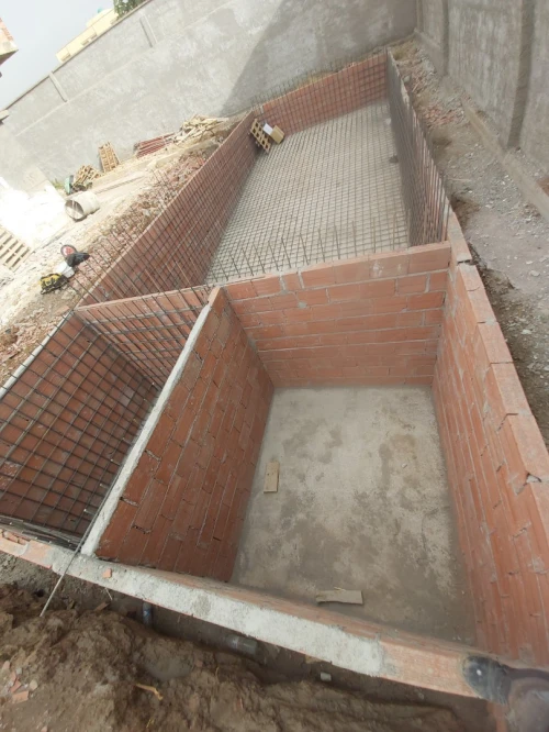EQUIPEMENT DE PISCINE /SPA/ COMPETITION/ ET REALISATION /SERVICE