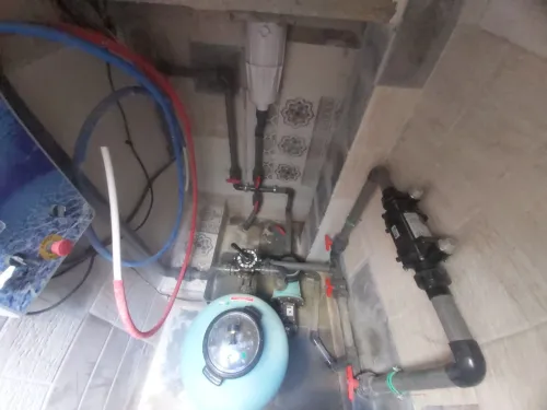 EQUIPEMENT DE PISCINE /SPA/ COMPETITION/ ET REALISATION /SERVICE