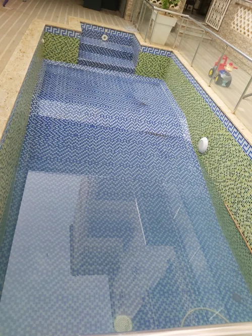 EQUIPEMENT DE PISCINE /SPA/ COMPETITION/ ET REALISATION /SERVICE