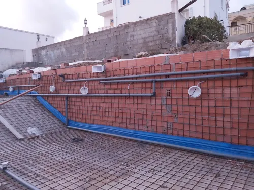 EQUIPEMENT DE PISCINE /SPA/ COMPETITION/ ET REALISATION /SERVICE
