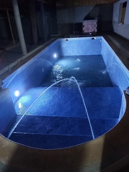 EQUIPEMENT DE PISCINE /SPA/ COMPETITION/ ET REALISATION /SERVICE