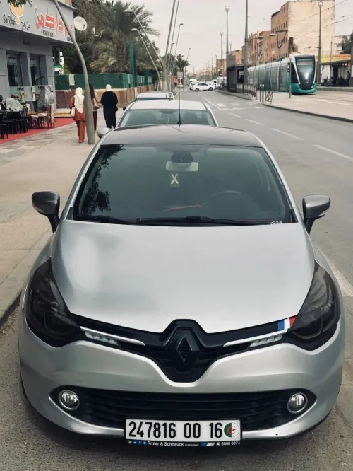 Renault Clio 4 2014 Seventeen