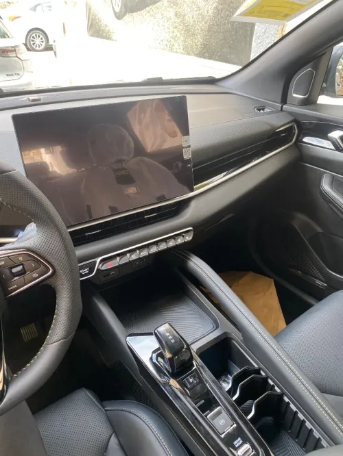 Geely Coolray 2025 Purple