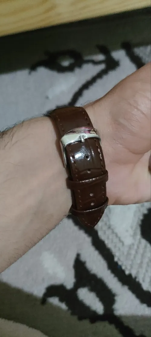 ساعة أصلية من شركة Poedagar 
