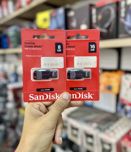 SanDisk Cruzer Blade 16GB / 8GB