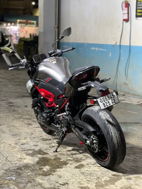 Kawazaki Z900 2025