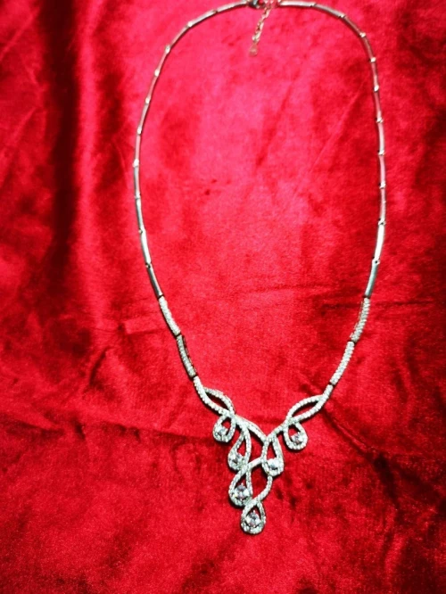 Collier argent rodé européen luxe