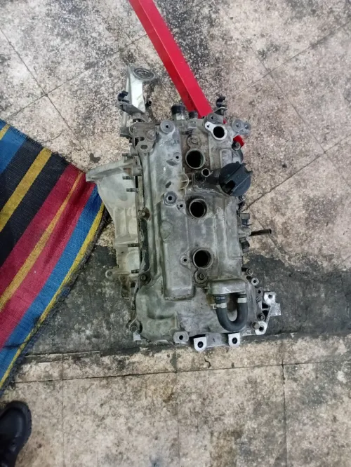 Moteur micra k13 culasse + demi moteur