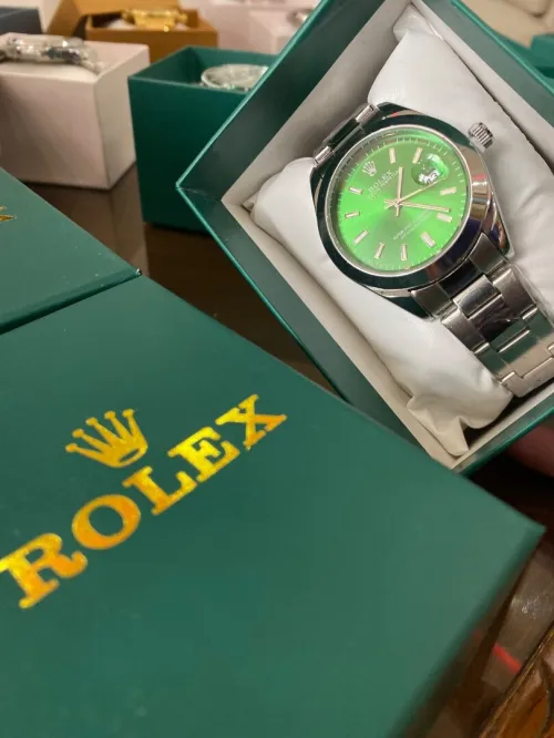 Montres Rolex et Pattek Philippe très bonne qualité et bon prix 