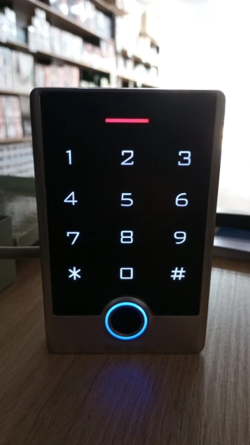  LECTEUR DE CONTROL D'ACCESS CA51 AVEC TAG ET EMPREINTE DIGITAL 