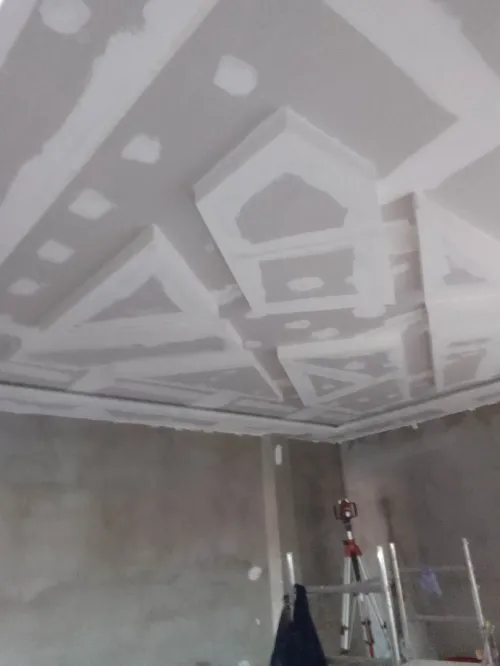 Faux plafond BA13 placo 