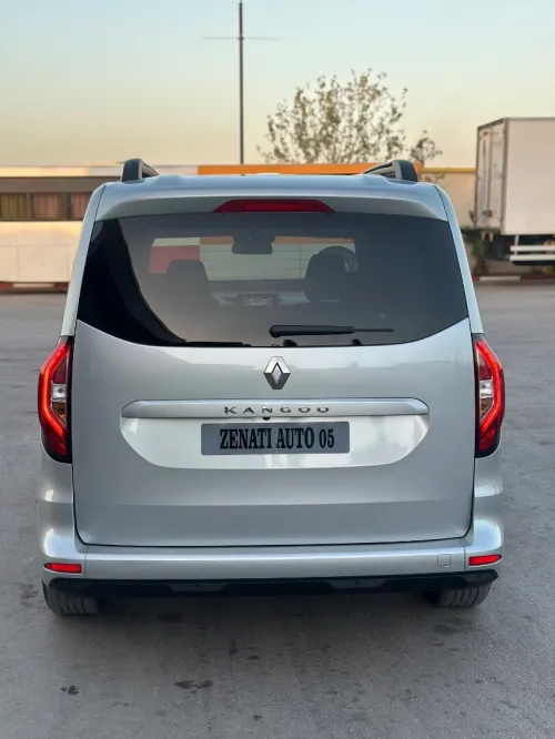 Renault Kangoo 2024 