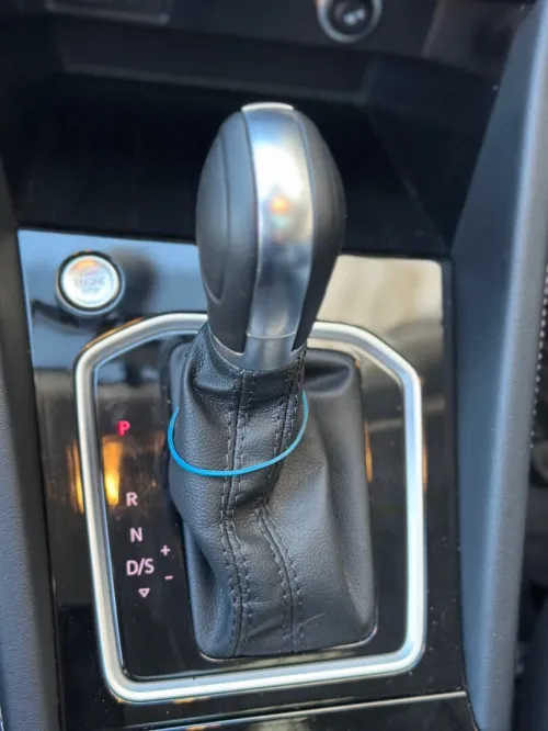 Volkswagen Jetta 2025 Vs5