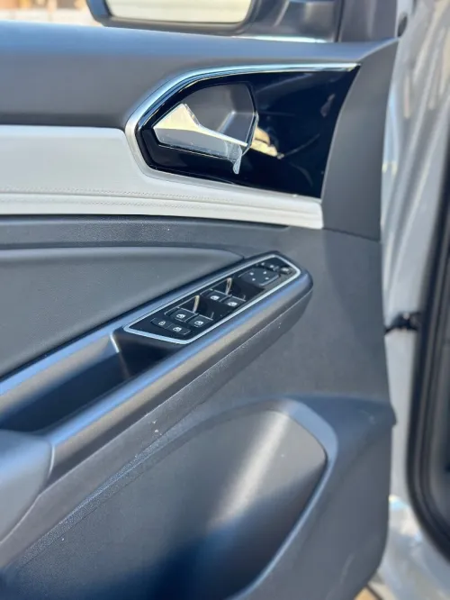 Volkswagen Jetta 2025 Vs5