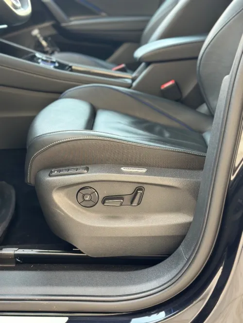 Volkswagen Tiguan 2025 R line