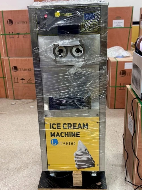 الة صنع مثلجات من ماركة litardo ice cream 