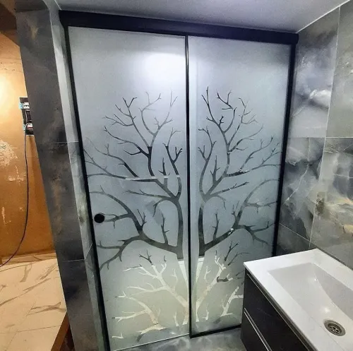 Travaux en inox et verre
